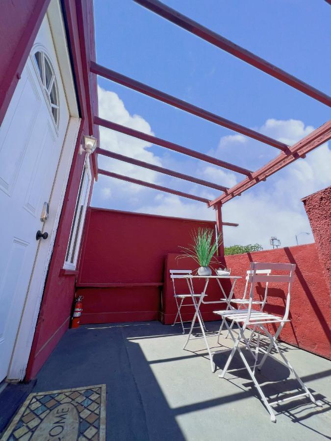 Newly Remodeled 1 Bed, 1 Bath Home Near Lax, Forum إنغليووود، لوس أنجليس، كاليفورنيا المظهر الخارجي الصورة