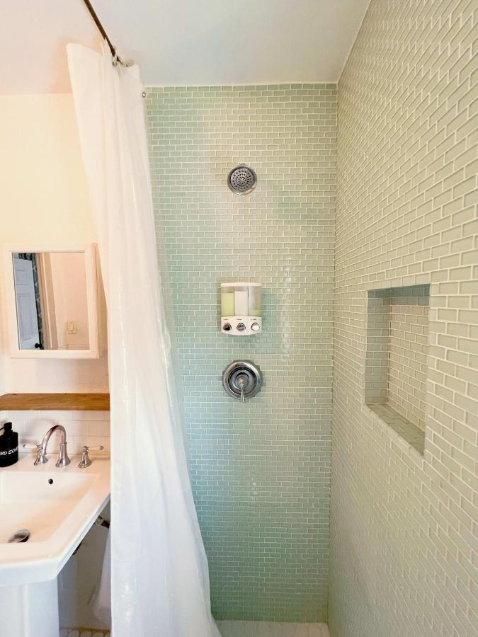 Newly Remodeled 1 Bed, 1 Bath Home Near Lax, Forum إنغليووود، لوس أنجليس، كاليفورنيا المظهر الخارجي الصورة